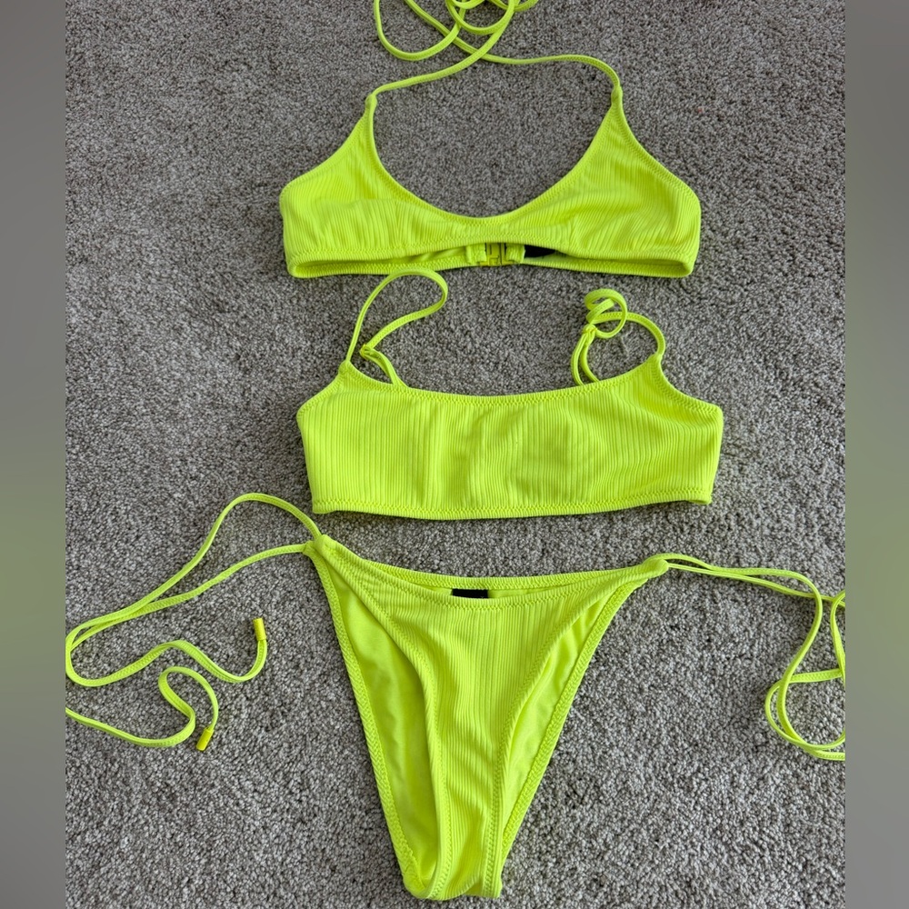 Triangl bikini